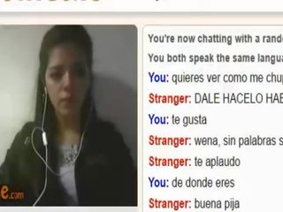 Puta argentína mostrando tetas en omegle