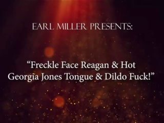 Freckle veidas reagan & splendid georgia jones liežuvis & dildo fuck&excl;