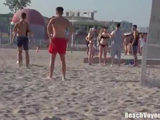 Sexy bikini latina adolescentes grande culo chancletas